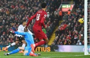 Liverpool pulverizó al Manchester United 7-0 en Anfield