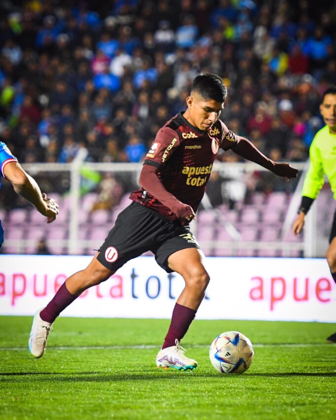 Universitario se trajo buen punto al empatar 0-0 con Garcilaso en el Cusco