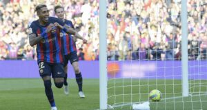 Líder de España Barcelona ganó con lo justo al Valencia 1-0
