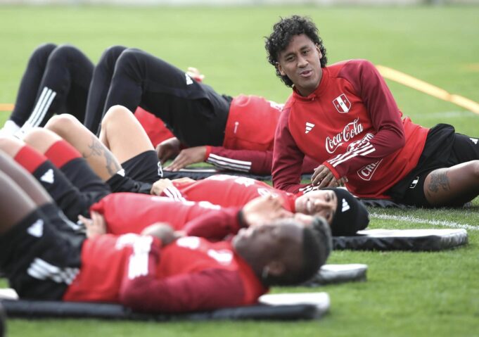 Selección probó posible oncena que enfrentará a Alemania el sábado en Mainz