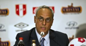 Ex presidente de la FPF Manuel Burga sancionado de por vida por la FIFA