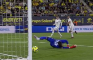 Real Madrid derrotó al Cádiz 2-0 y se puso a diez del puntero Barcelona en España