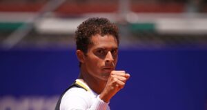 “Juanpi” Varillas juega mañana domingo final de Sanremo Tennis Cup en Italia