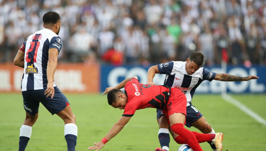 Alianza Lima igualó con Paranaense 0-0 en debut de la Copa Libertadores