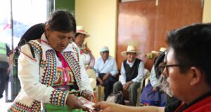 Midis: Pensión 65 abre nuevo punto de pago en alejado distrito de Moquegua para entregar la subvención a los adultos mayores