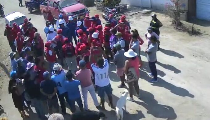 Matones impiden que Luz del Sur instale medidores en Pampatacta al sur de Lima