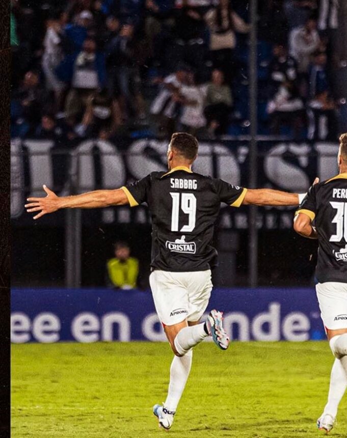 Alianza Lima rompió el maleficio de 30 partidos sin ganar al vencer a Libertad 2-1 en Asunción