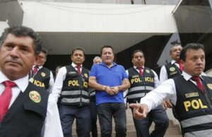 Hugo Chávez Arévalo, exgerente de Petroperú, se entregó a la Policía tras dictarse prisión preventiva