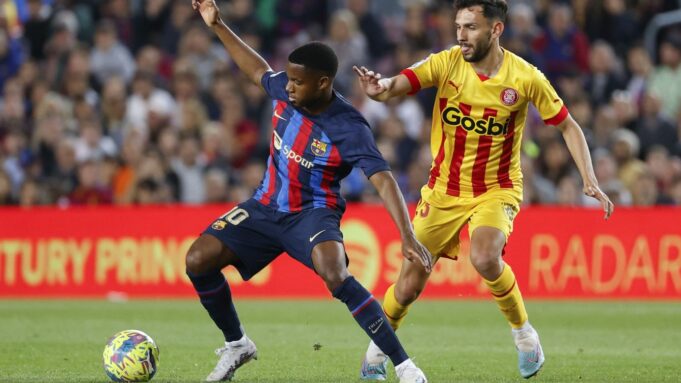 Barcelona solo igualó en casa con Girona 0-0 y le lleva 13 puntos de ventaja al Madrid