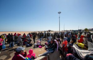 Gobiernos de Perú y Chile alistan un corredor humanitario por la grave crisis migratoria en la frontera