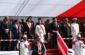 Dina Boluarte participó en ceremonia por aniversario de la Operación Chavín de Huántar