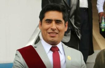 Gobernador de Cajamarca a sus gerentes:»Se acabó el momento de recreación»(VIDEO)