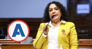 María Acuña es denunciada por forzar a sus trabajadores a recortarse el salario