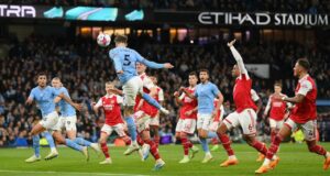 El City goleó al Arsenal 4-1 y quedó a dos puntos de los «gunners» en la Premier League