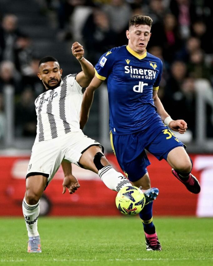 Juventus ganó a Verona 1-0 y se acerca a puestos de torneos internacionales