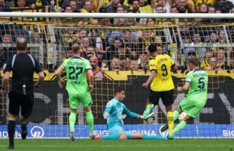 Borussia Dortmund goleó al Wolfsburgo 6-0 y amenaza al líder Bayern Múnich