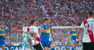 River Plate venció a Boca Juniors 1-0 en final con escándalo en Superclásico Argentino