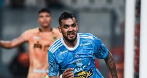 Cristal en gran reacción le ganó al Cusco F.C. 3-2 y se ubicó tercero en el Apertura