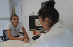 Liga Contra el Cáncer: Psicóloga te enseña cómo actuar ante una persona que es diagnosticada con cáncer