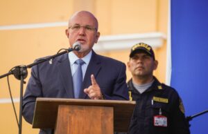 Carlos Bruce: «Al sereno le vamos a dar todas las armas no letales»