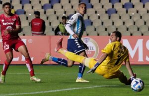 Paolo Guerrero no la pasa bien en Racing y podría irse del club de Avellaneda