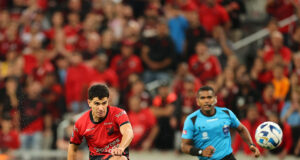 Alianza Lima tuvo despedida sin pena ni gloria de la Libertadores al caer con Paranaense 3-0