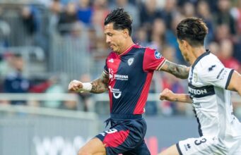 Cagliari con Lapadula logró pasar a la final de los playoffs tras empatar con Parma 0-0