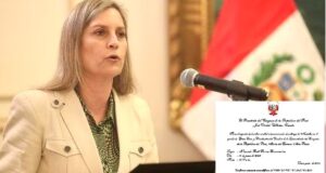 Congreso condecorará a María del Carmen Alva, la congresista de los jaloneos y gritos