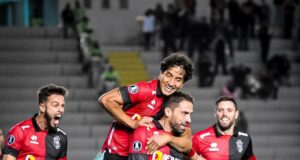 Melgar goleó a Patronato 5-0 y es tercero con chance de ir a la Copa Sudamericana