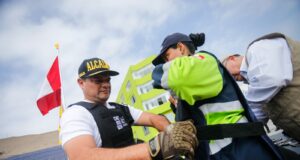 Alcalde Fernando Velasco entrega importante lote de chalecos antibalas y grilletes de seguridad a Serenazgo de la Municipalidad de Chorrillos