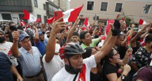 Latinobarómetro: peruanos son los menos satisfechos con la democracia en América Latina