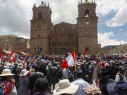 Cientos de protestantes y gremios sindicales marcharon en diferentes regiones del país contra el gobierno de Dina Boluarte