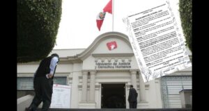 Puno: Trabajadores de la Defensa Pública reclaman solución a su pliego de reclamos ya tiene más de una semana en huelga