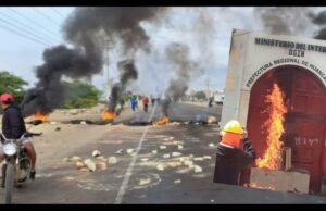 ‘Toma de Lima’: cerca de 8 vías bloqueadas en varias regiones y se registró enfrentamientos en Huancavelica