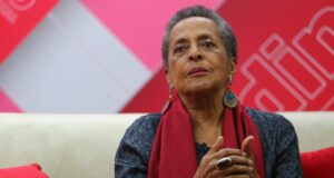 Susana Baca: cantautora universal afirma que vivimos en una tiranía «Me duele ver la pobreza moral de políticos y militares»