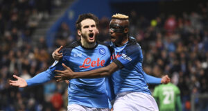 Nápoli es uno de los líderes del Calcio tras vencer a Sassuolo 2-0