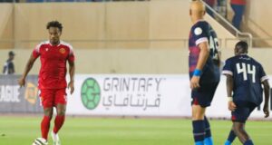 André Carrillo le ganó el duelo a Christofer Gonzales