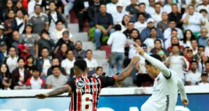 LDU con Paolo Guerrero le ganó a Sao Paulo 2-1 en la ida de Cuartos de Sudamericana