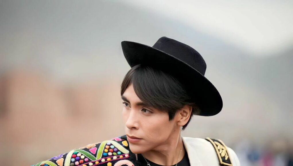 Lenin, Amor y Libertad: Creador del Q’Pop en Quechua lanza con éxito álbum «Amaru»