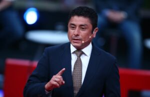 Congresista Guillermo Bermejo reclama personería jurídica para pueblos indígenas