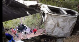 San Ignacio: Cinco muertos y decenas de heridos deja despiste de camioneta