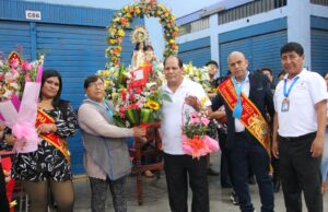 Imagen de Vírgen de Copacabana recibió merecedio homenaje de comerciantes de Caquetá