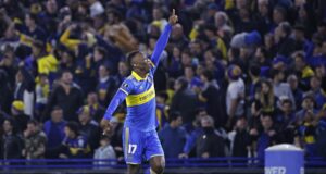 Luis Advíncula: marca golazo de ‘zurda’ y da la clasificación a Boca Juniors(VIDEO)