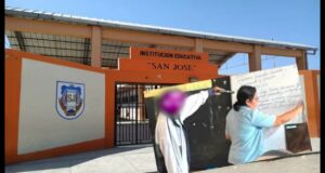 Piura: Escolar apunta con arma a profesora mientras dictaba su clase (VIDEO)