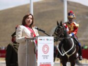 Dina Boluarte: pasa mal momento en ceremonia por el 199° Aniversario de la Batalla de Junín