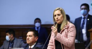 María del Carmen Alva presenta su renuncia a la bancada de Acción Popular