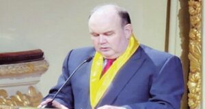 López Aliaga: Informe de Contraloría señala que Alcalde de Lima contrata funcionarios sin experiencia laboral