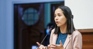Sigrid Bazán: Congresista evalúa querellar a funcionarios de Muni de Comas por mandar a personas a gritarle improperios
