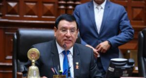 El presidente del Congreso,Alejandro Soto: «Si el Poder Judicial dice que no tengo antecedentes, hay que respetarlo»