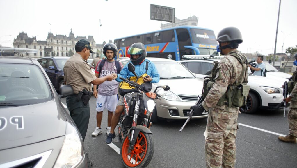 El estado de emergencia de Dina